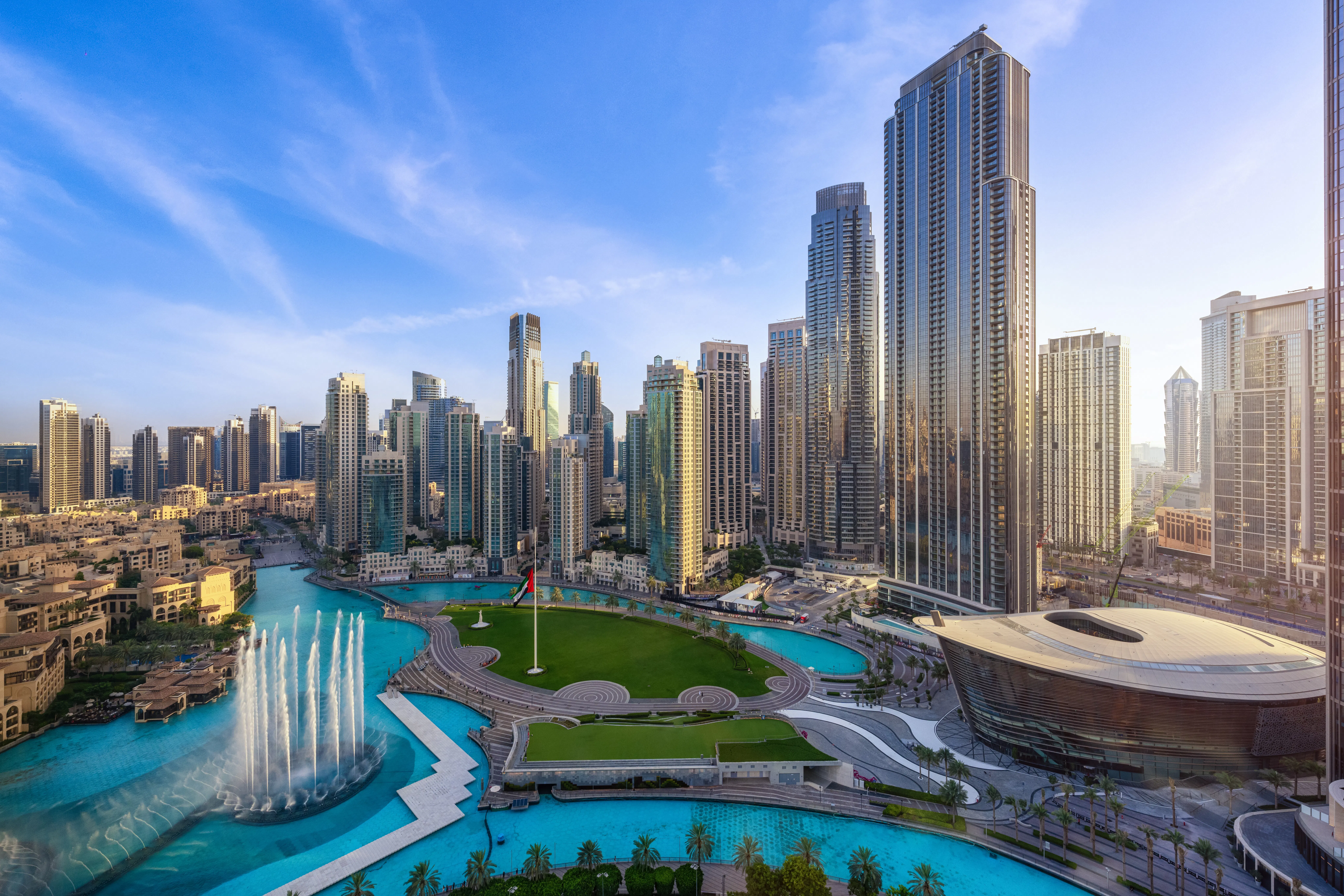Dubai vs Abu Dhabi: Shopping