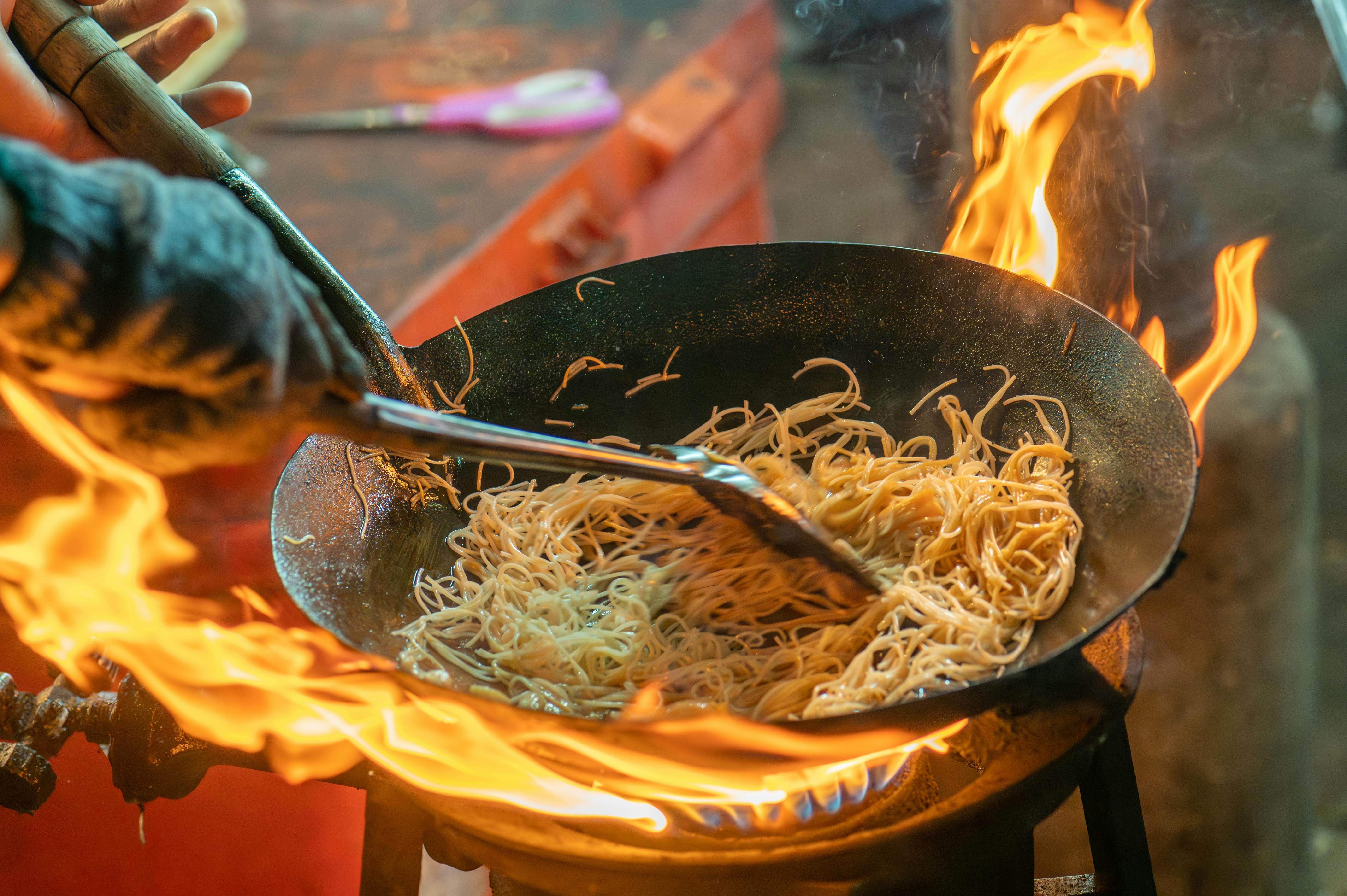 Experience Thailand&rsquo;s street food culture